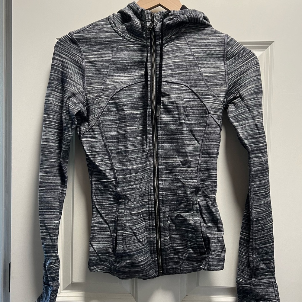 Lululemon hooded define jacket